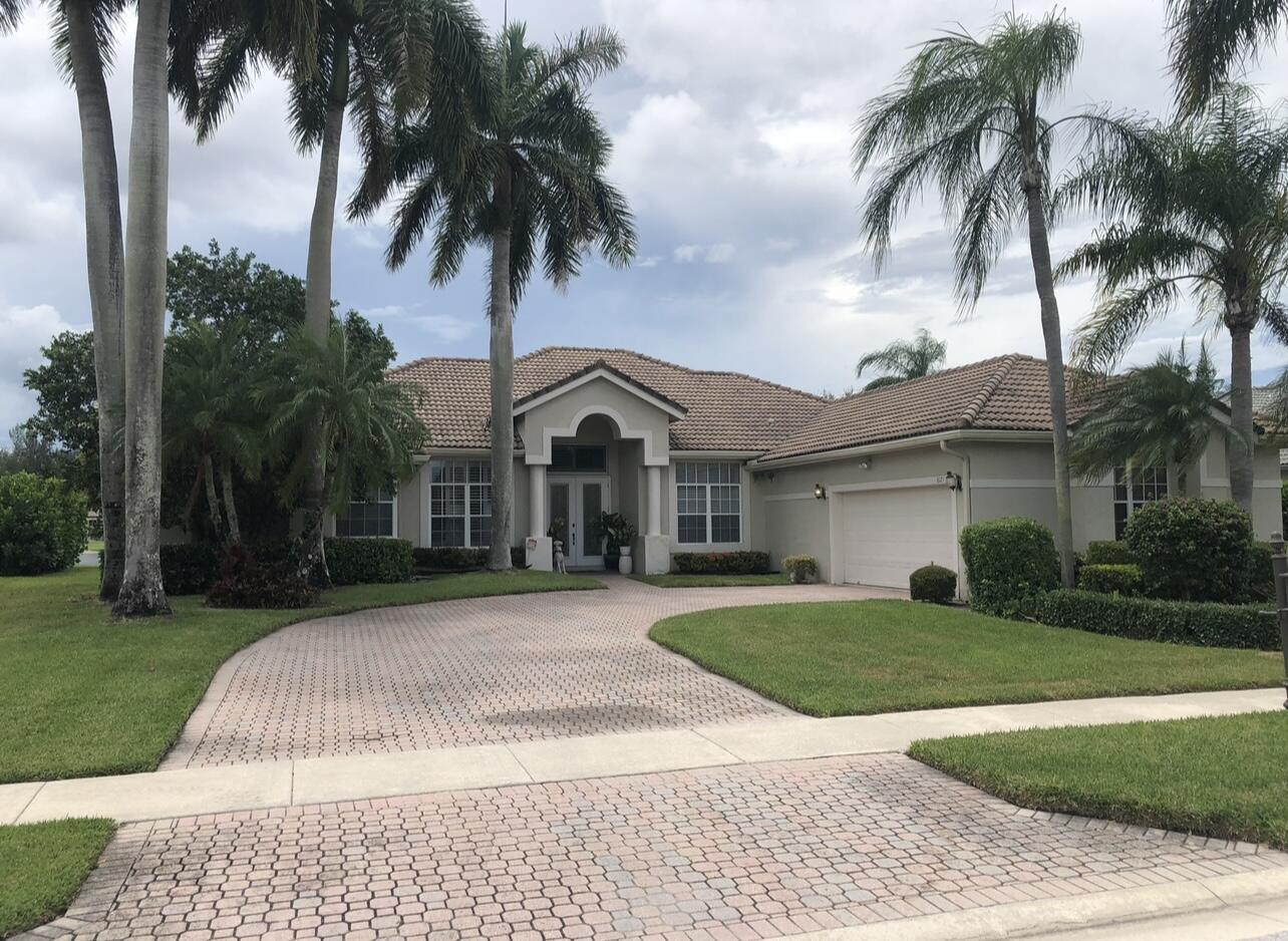 This home has an upgraded kitchen, marble floors and an upgraded master bath. There is a beautiful, very open bright floor plan, gorgeous lake view from spacious pool / patio area. 2.5 car garage, , cabana bath , large pantry, hi hats and so much more. Must join beautiful Aberdeen Country Club .