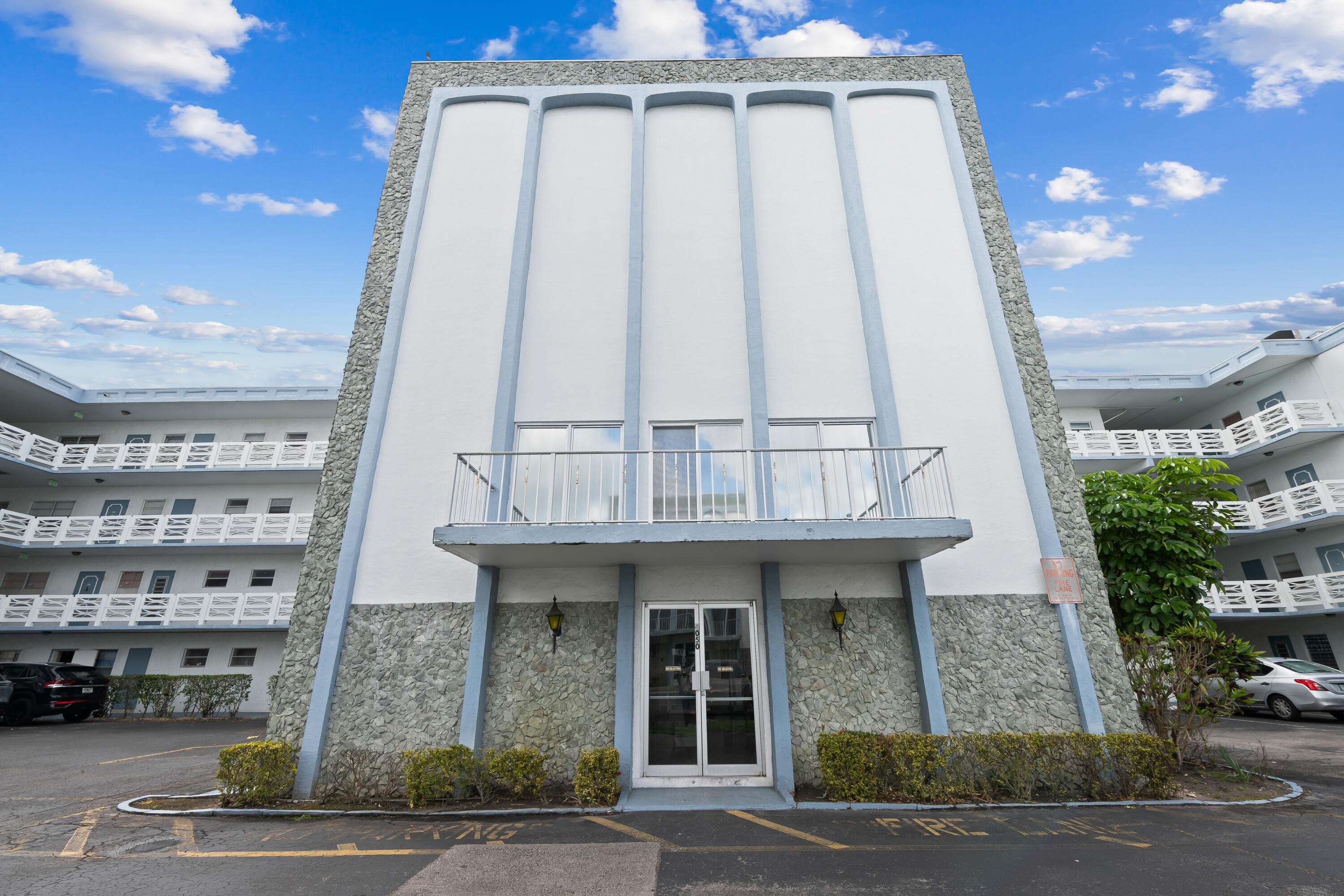 4050 NW 42nd Avenue 215