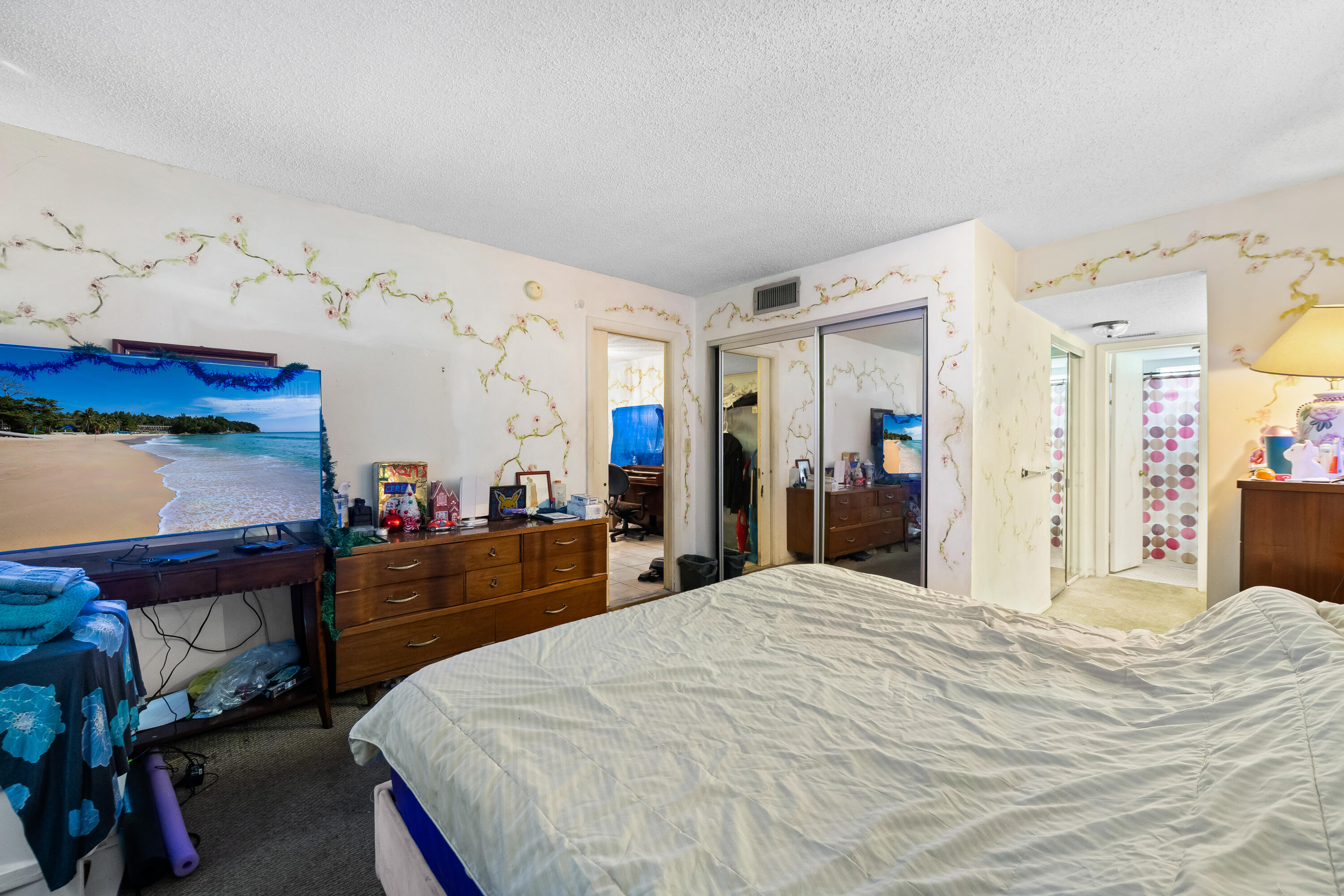 TOPAZ NORTH CONDO - Residential