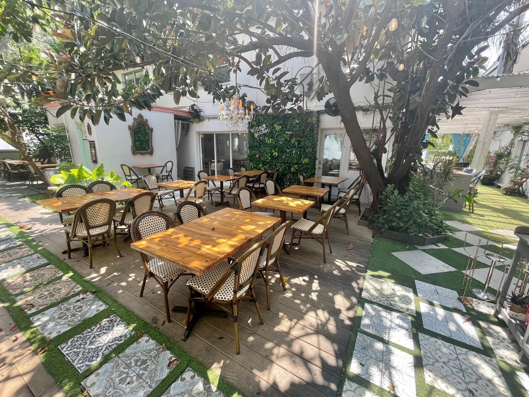 Leisure House Condo - Residential Lease