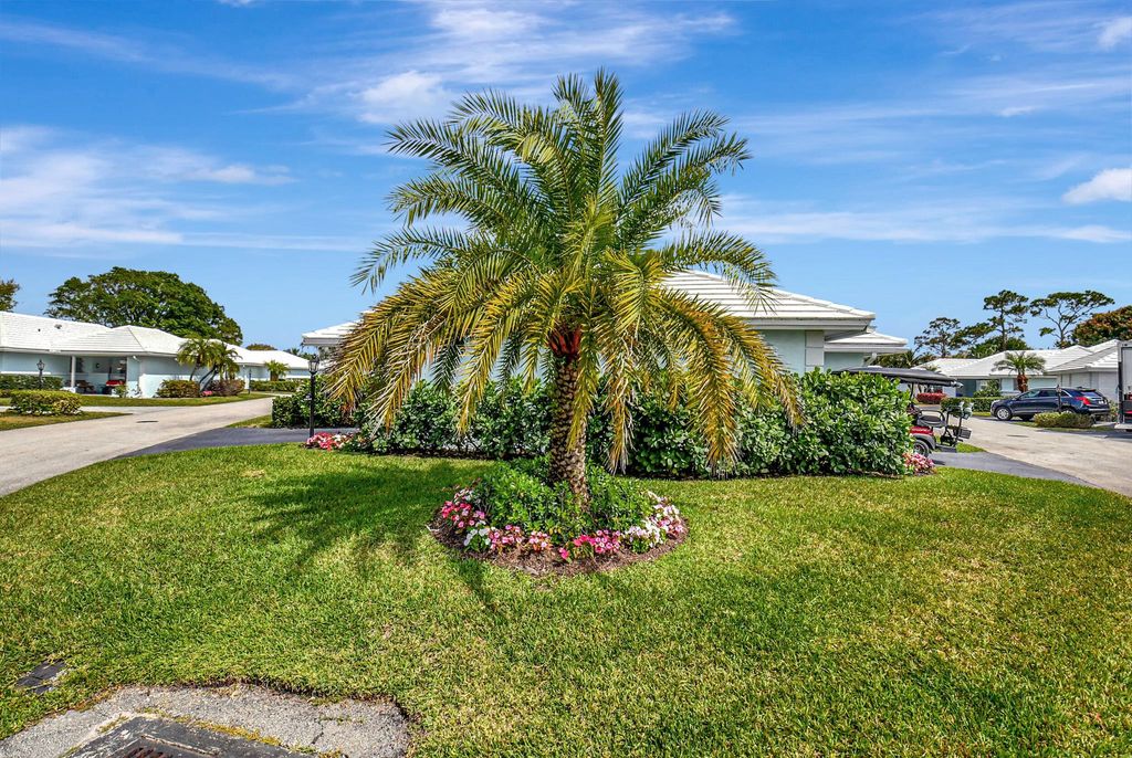 Photo of 12 Slash Pine Drive, Boynton Beach, FL 33436 (MLS # R10964253)