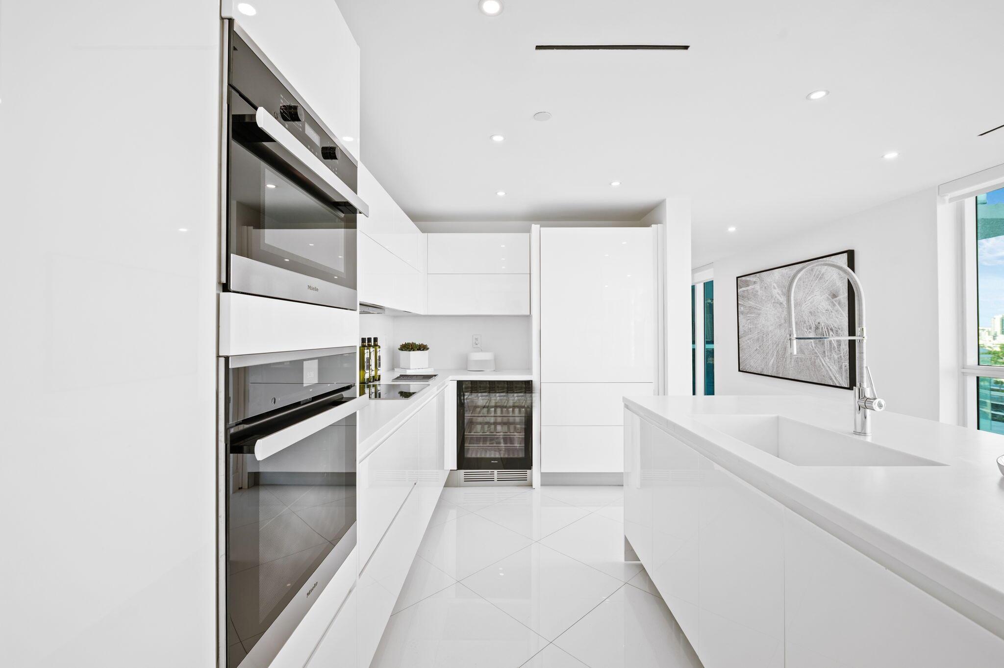 THE BENTLEY BAY CONDO - Residential