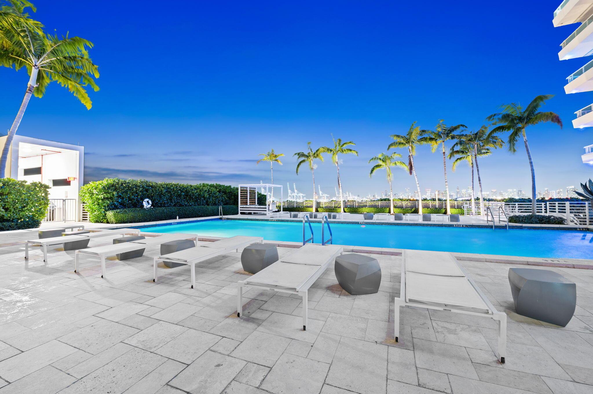 THE BENTLEY BAY CONDO - Residential