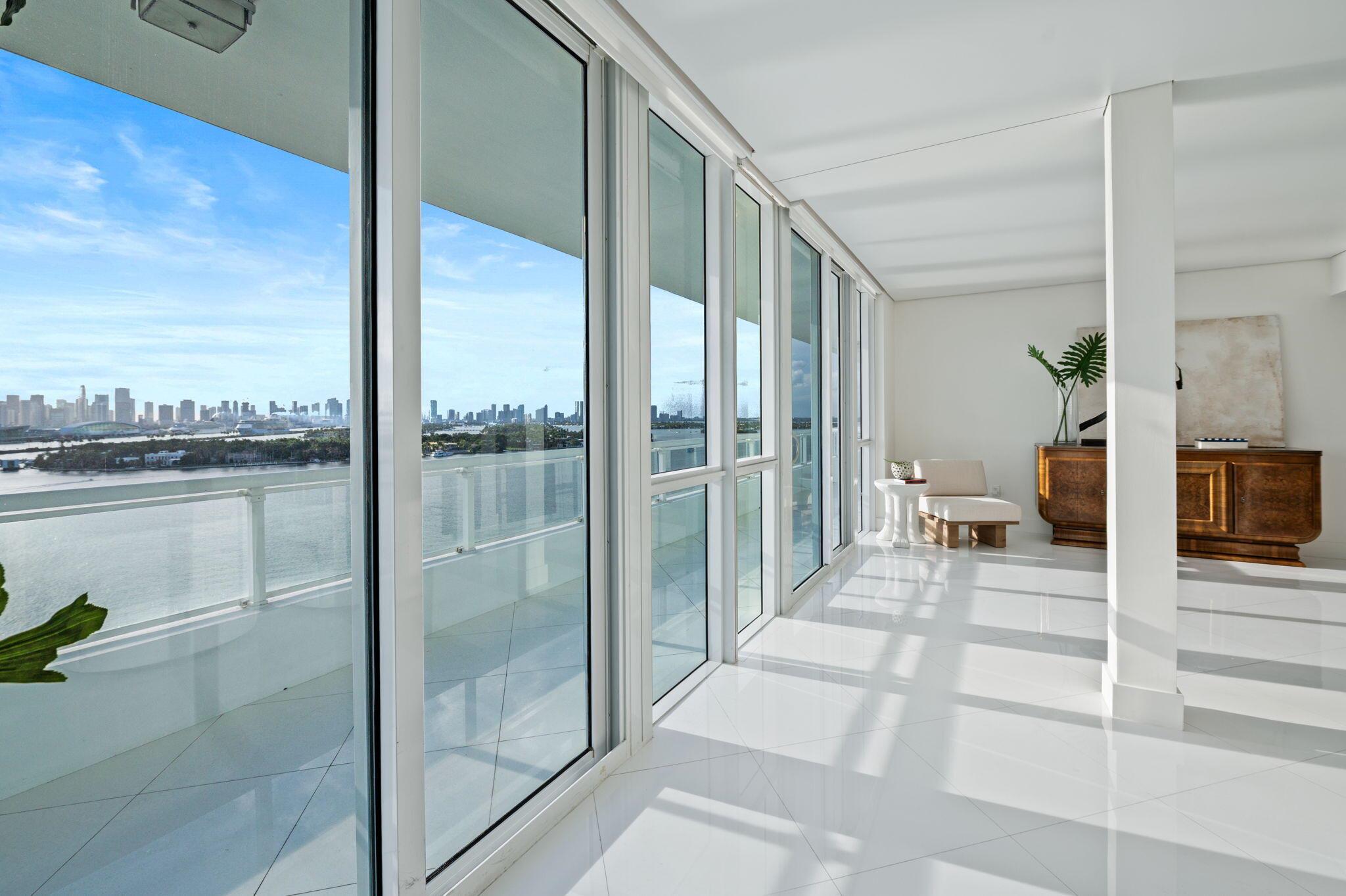 THE BENTLEY BAY CONDO - Residential