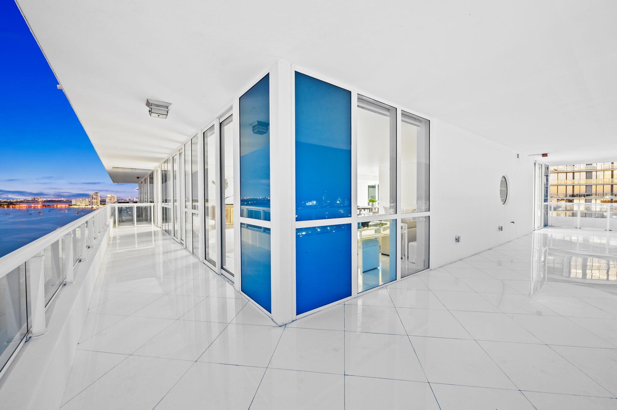 THE BENTLEY BAY CONDO - Residential