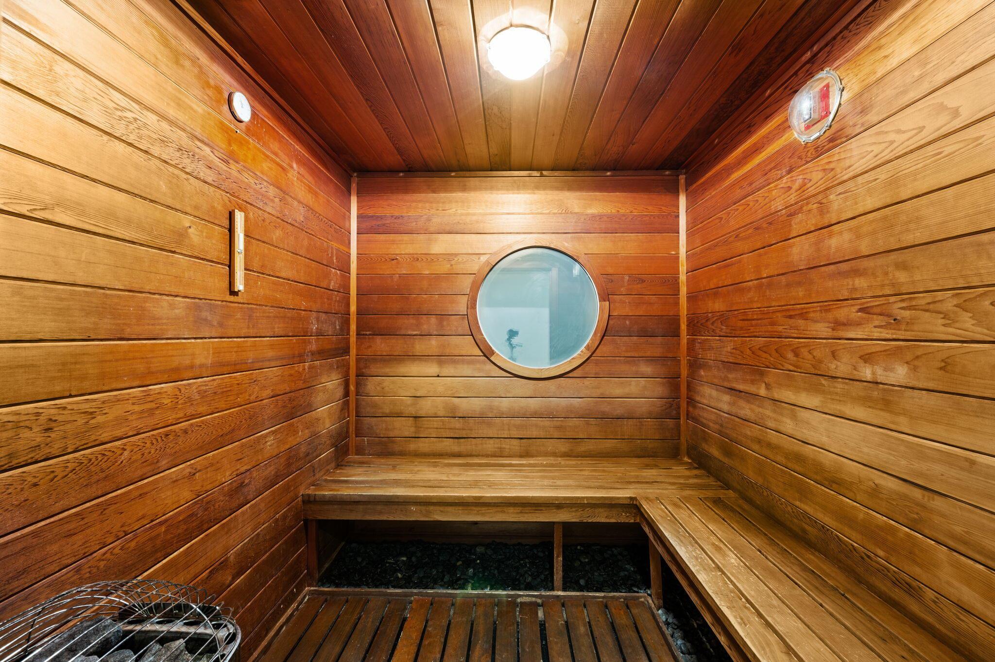 THE BENTLEY BAY CONDO - Residential