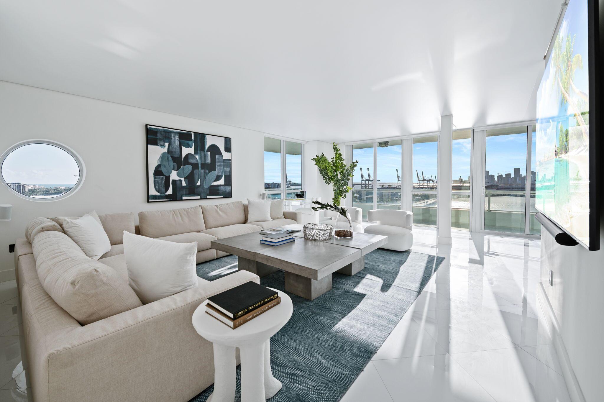 THE BENTLEY BAY CONDO - Residential