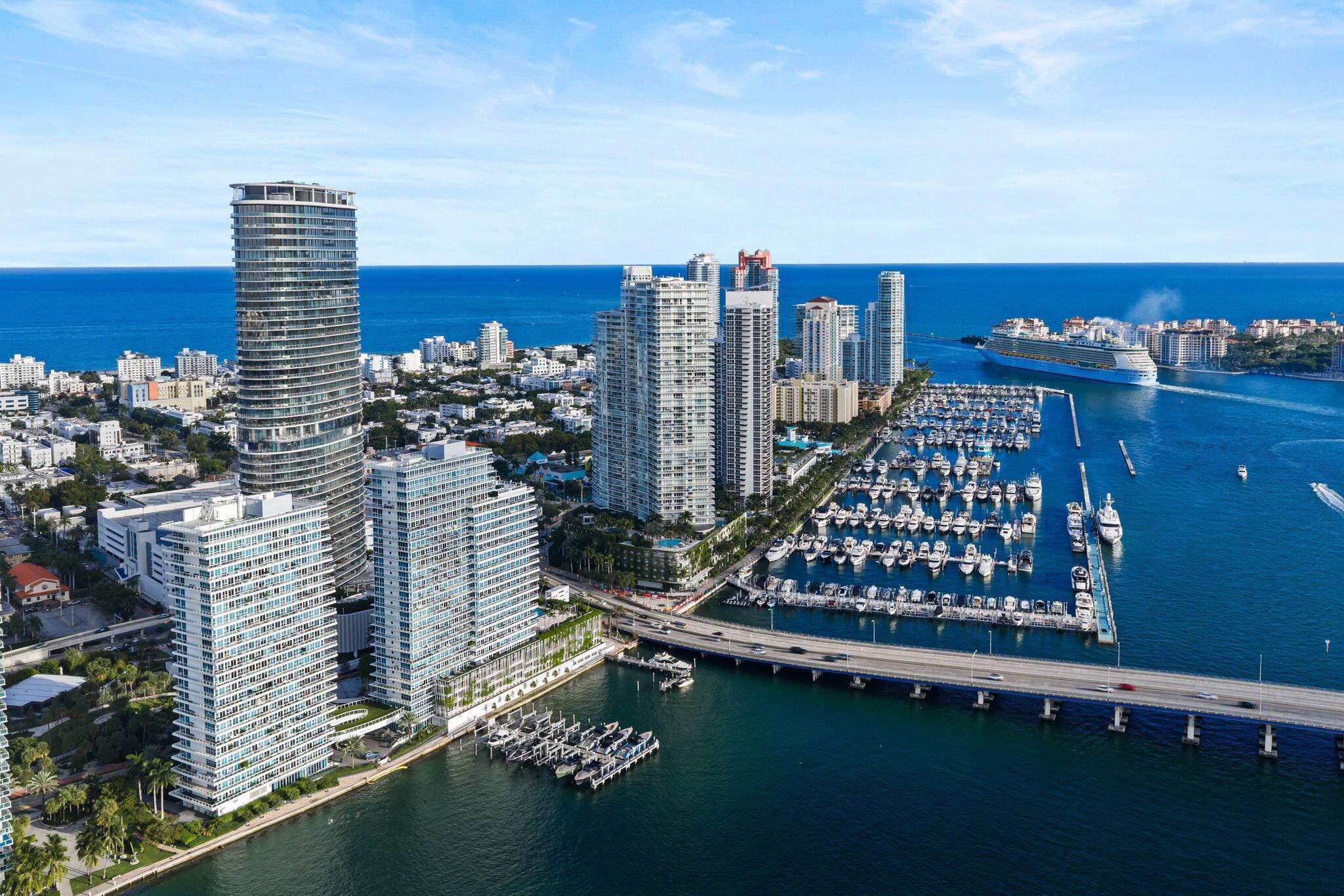 THE BENTLEY BAY CONDO - Residential