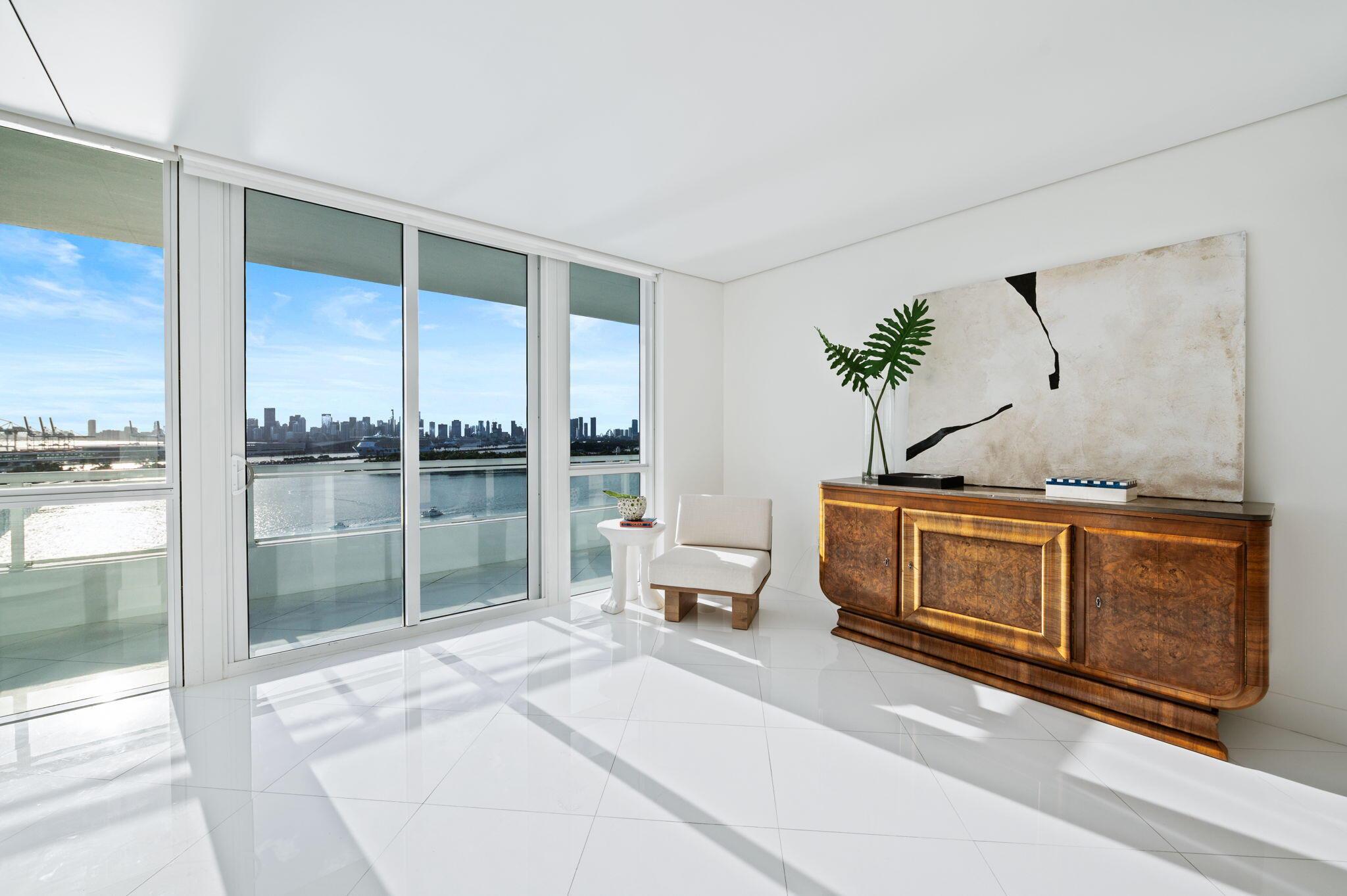 THE BENTLEY BAY CONDO - Residential
