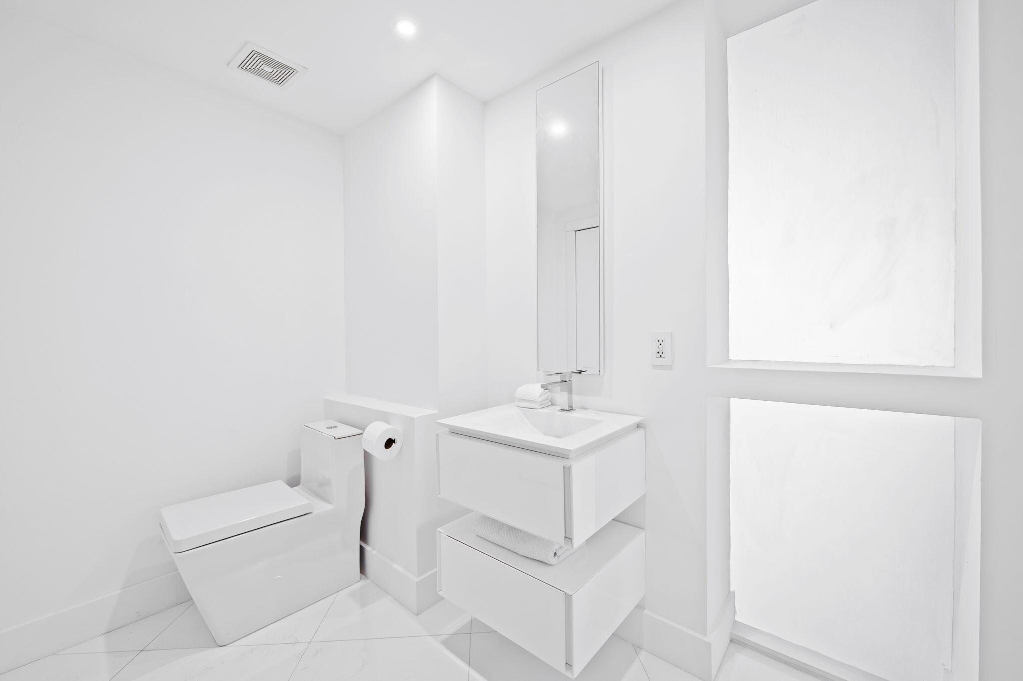 THE BENTLEY BAY CONDO - Residential