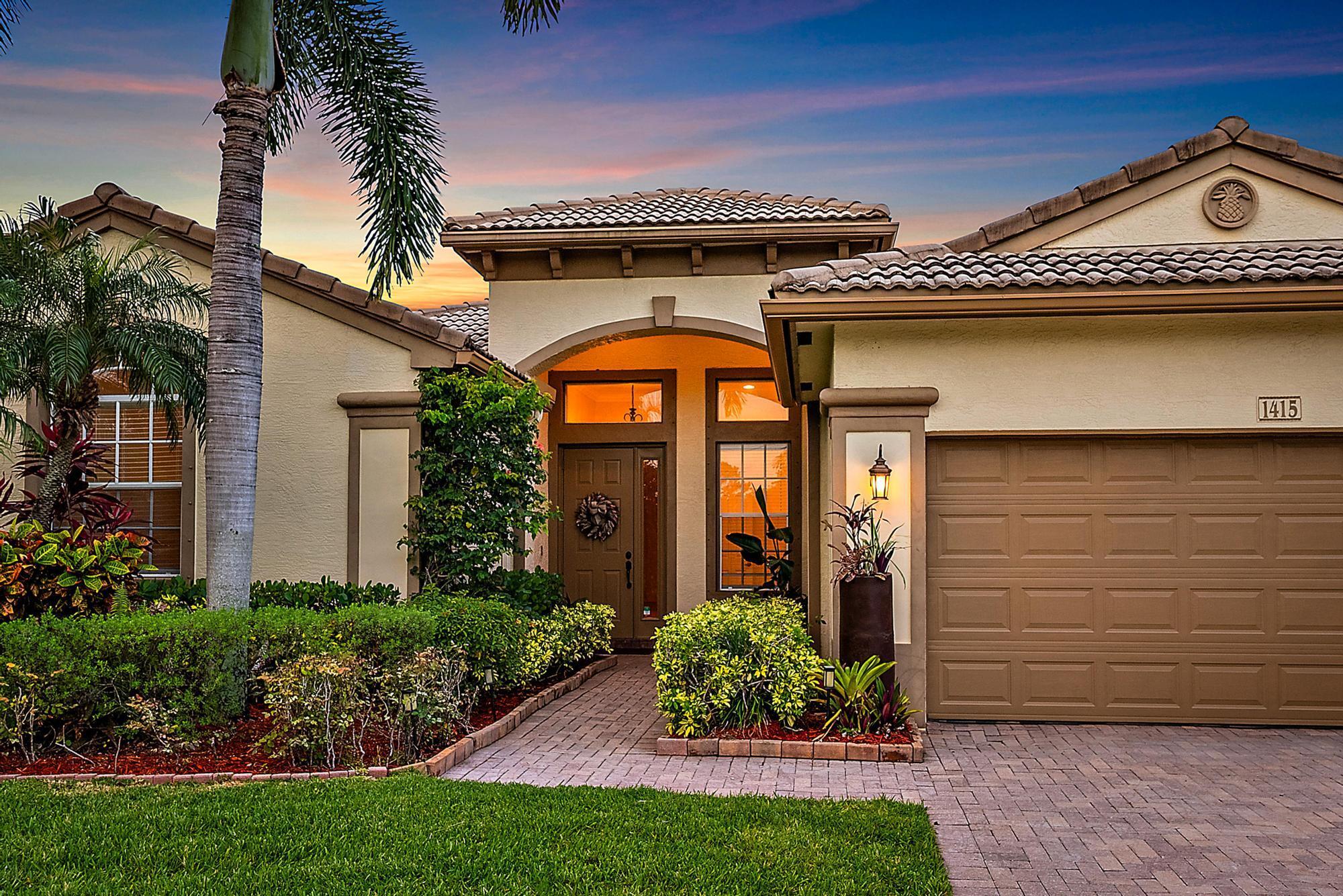 1415 SE Legacy Cove Circle