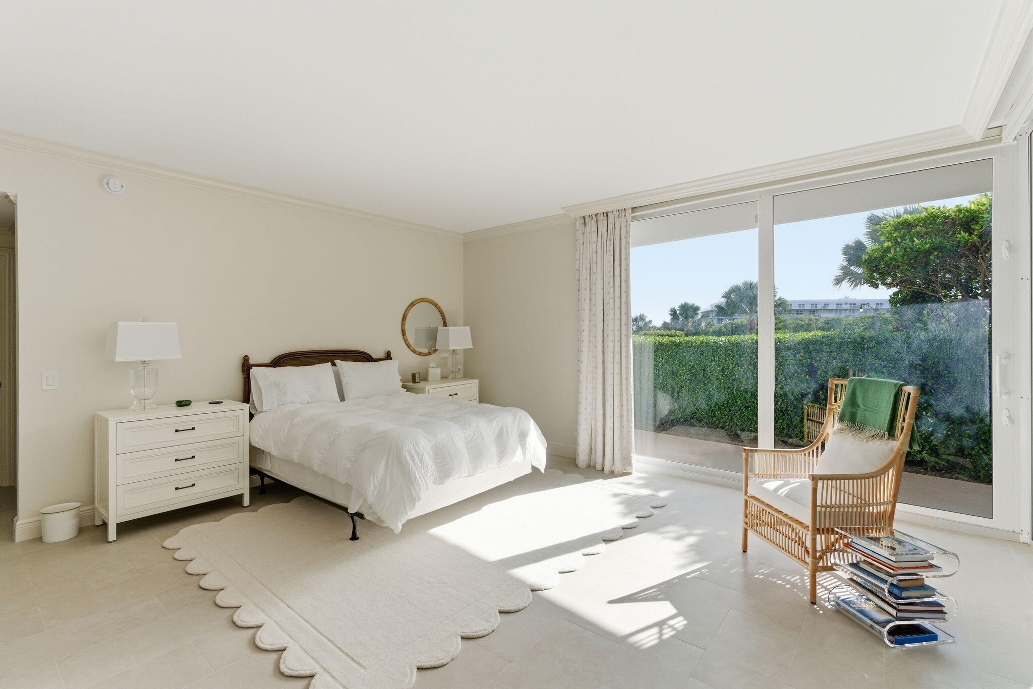 TWENTY FIVE HUNDRED SOUTH - Residential