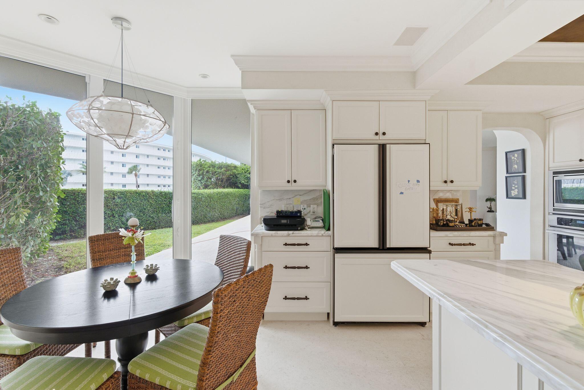 TWENTY FIVE HUNDRED SOUTH - Residential