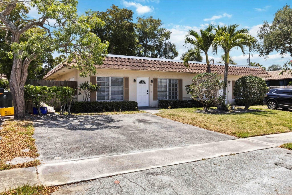 Photo of 90 Lariat Circle, Boca Raton, FL 33487 (MLS # F10500795)