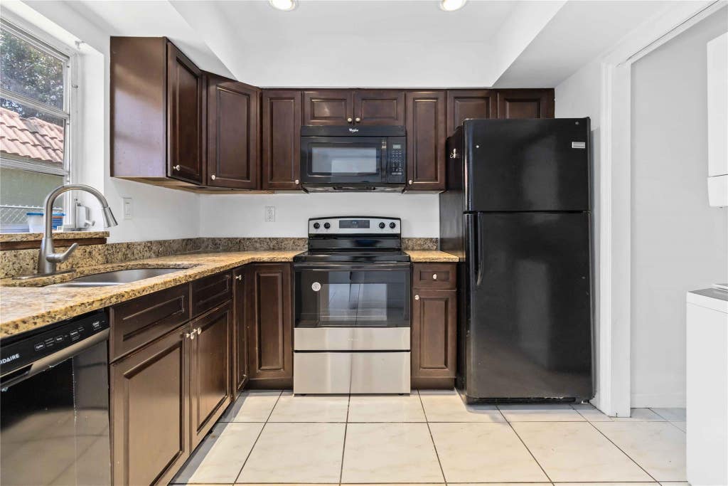 Photo of 90 Lariat Circle, Boca Raton, FL 33487 (MLS # F10500795)