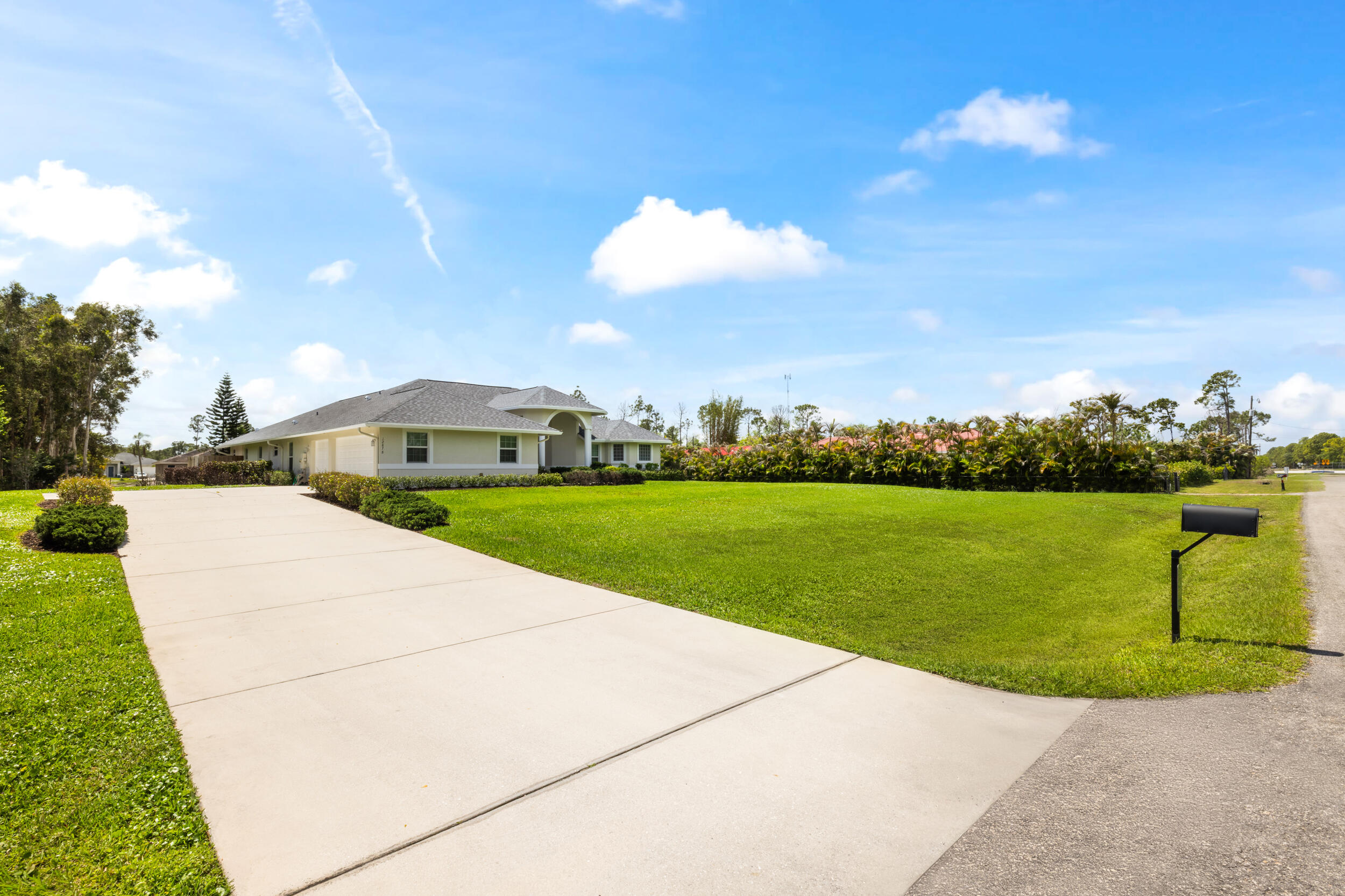 The Acreage - Residential