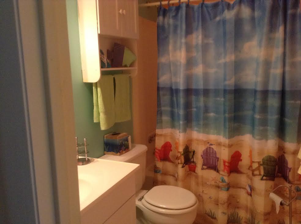 TWIN LAKES SOUTH & TOWN VILLAS CONDO - Residential