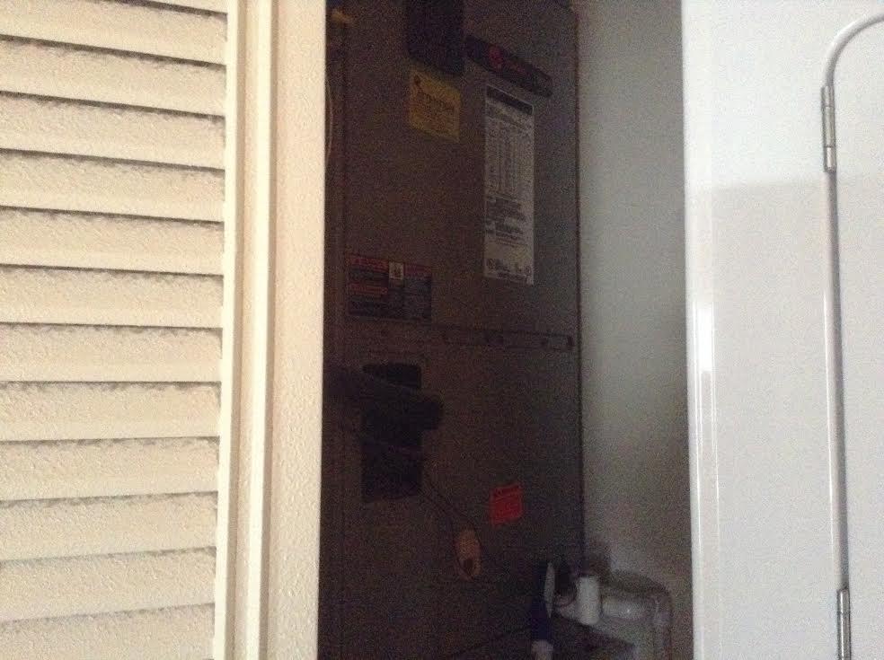 TWIN LAKES SOUTH & TOWN VILLAS CONDO - Residential