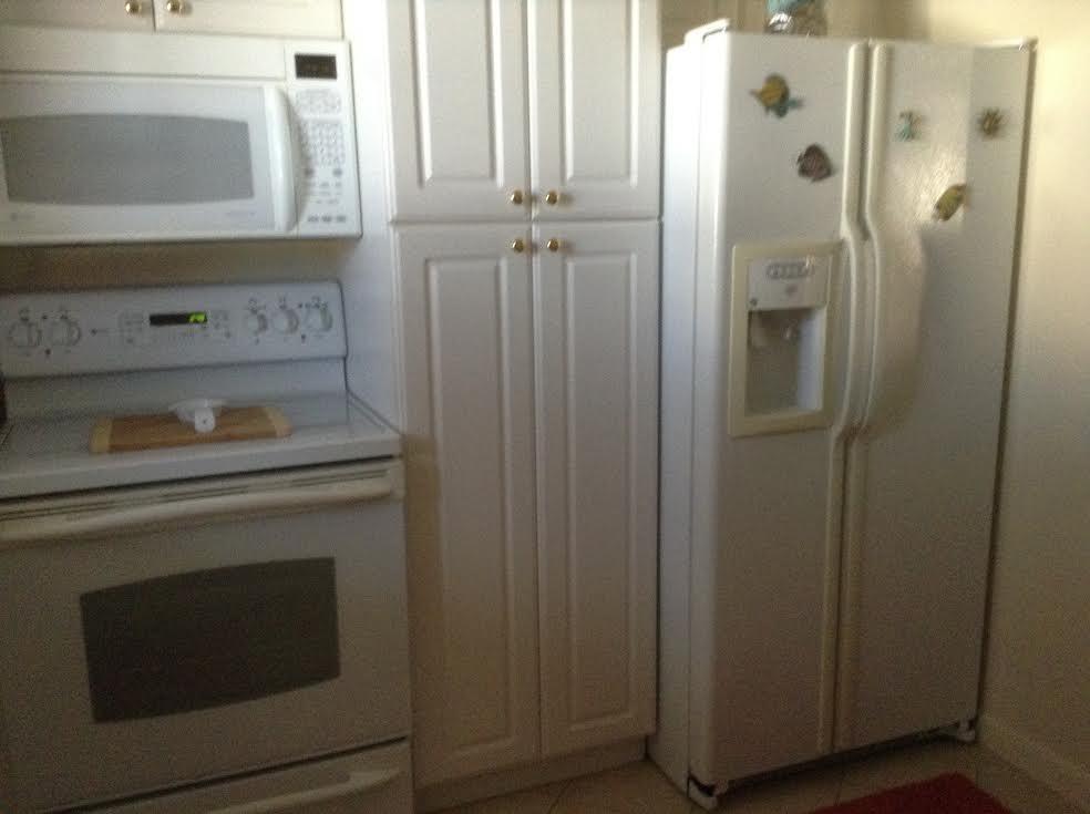 TWIN LAKES SOUTH & TOWN VILLAS CONDO - Residential