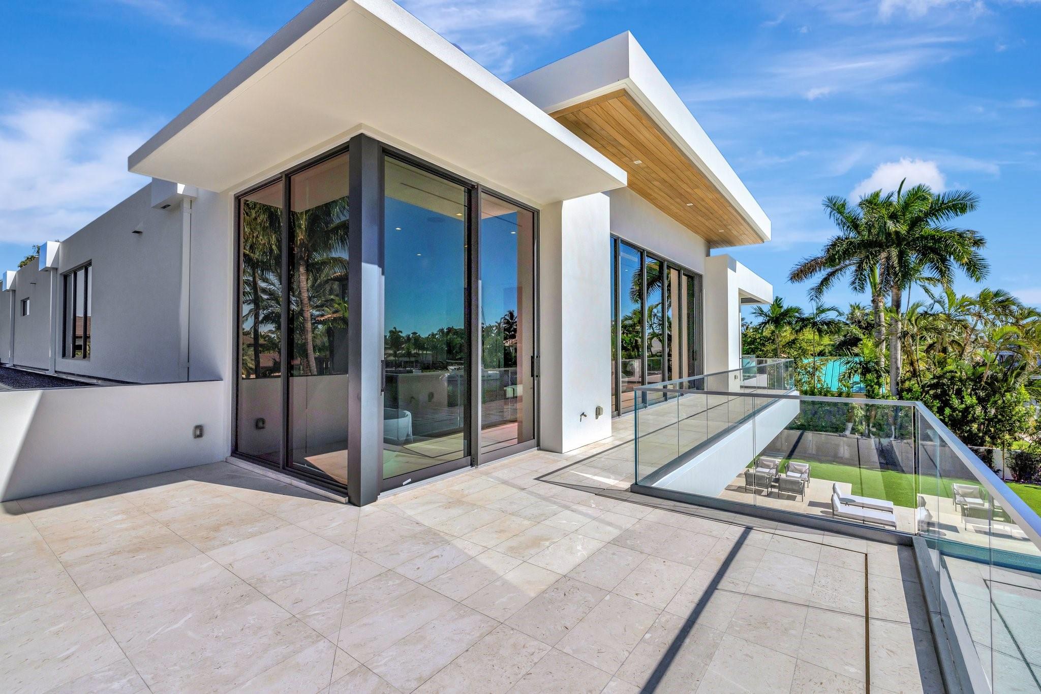 Del Lago Isle 42-2 B - Residential