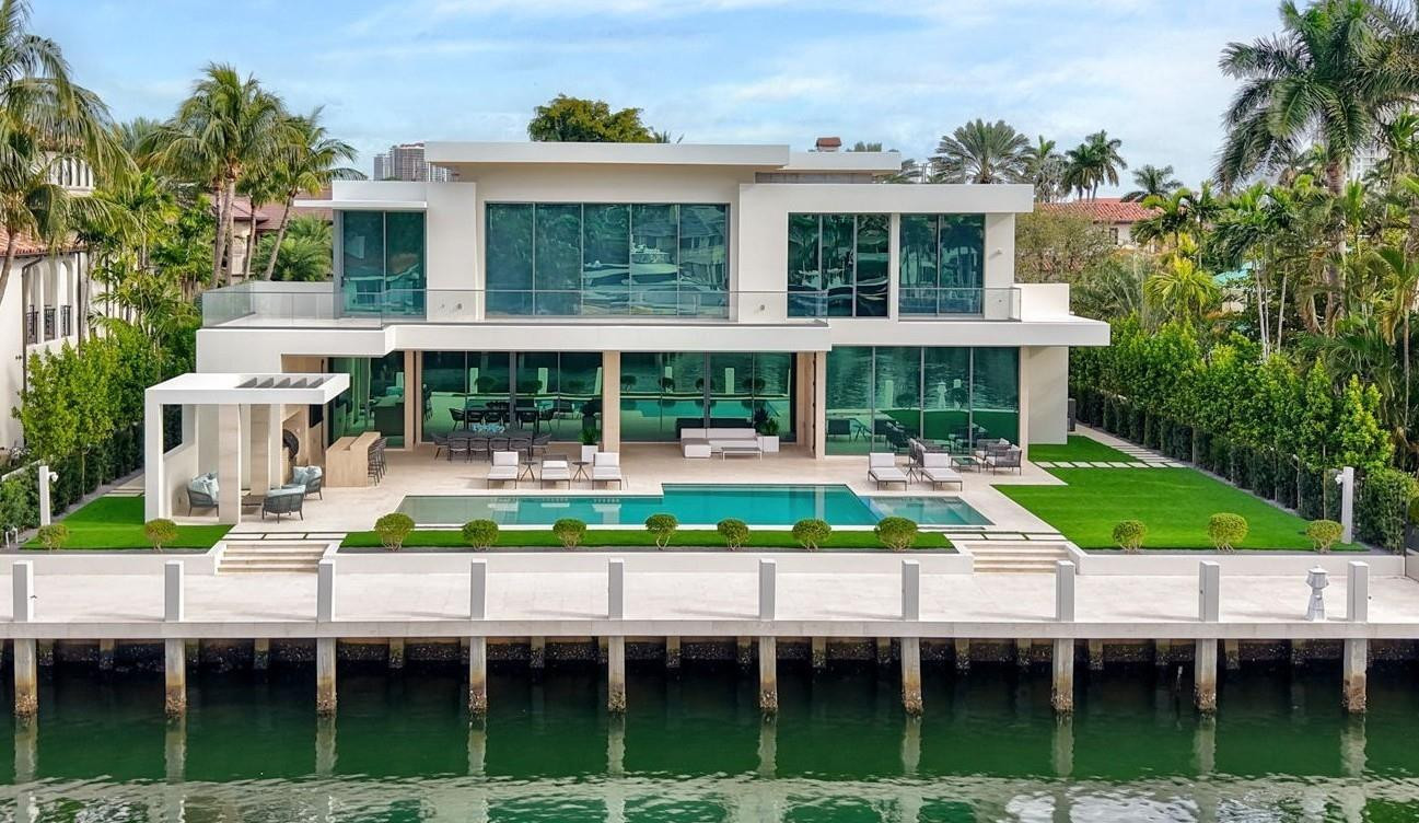 Del Lago Isle 42-2 B - Residential