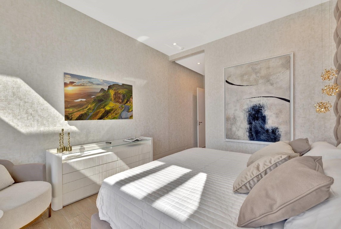 Del Lago Isle 42-2 B - Residential