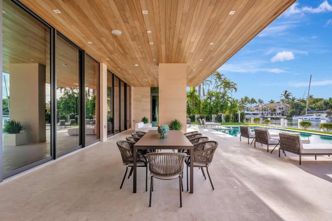 Del Lago Isle 42-2 B - Residential