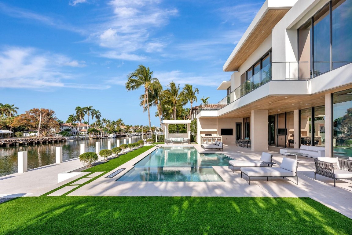 Del Lago Isle 42-2 B - Residential