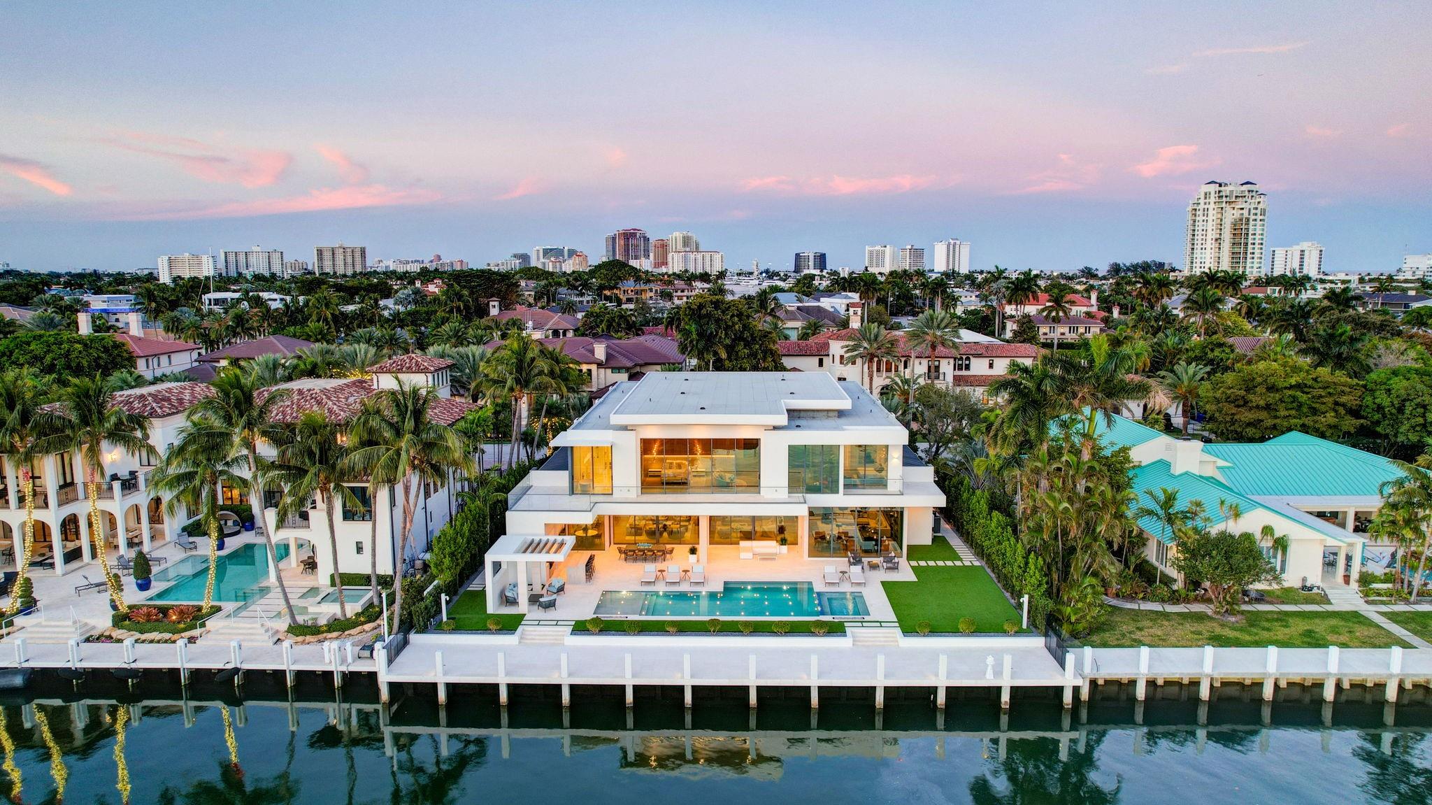 Del Lago Isle 42-2 B - Residential