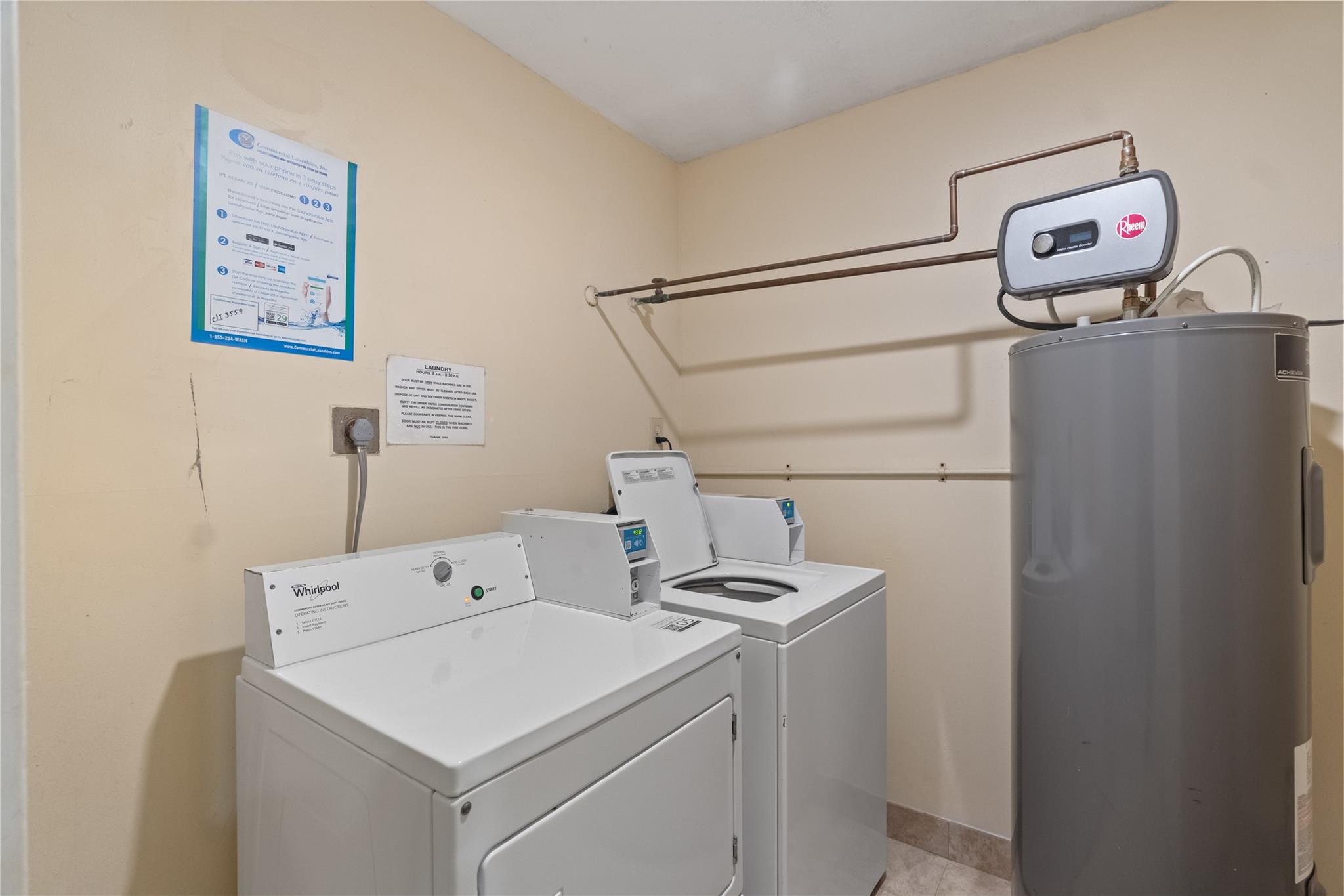 Dixiana Condo - Residential