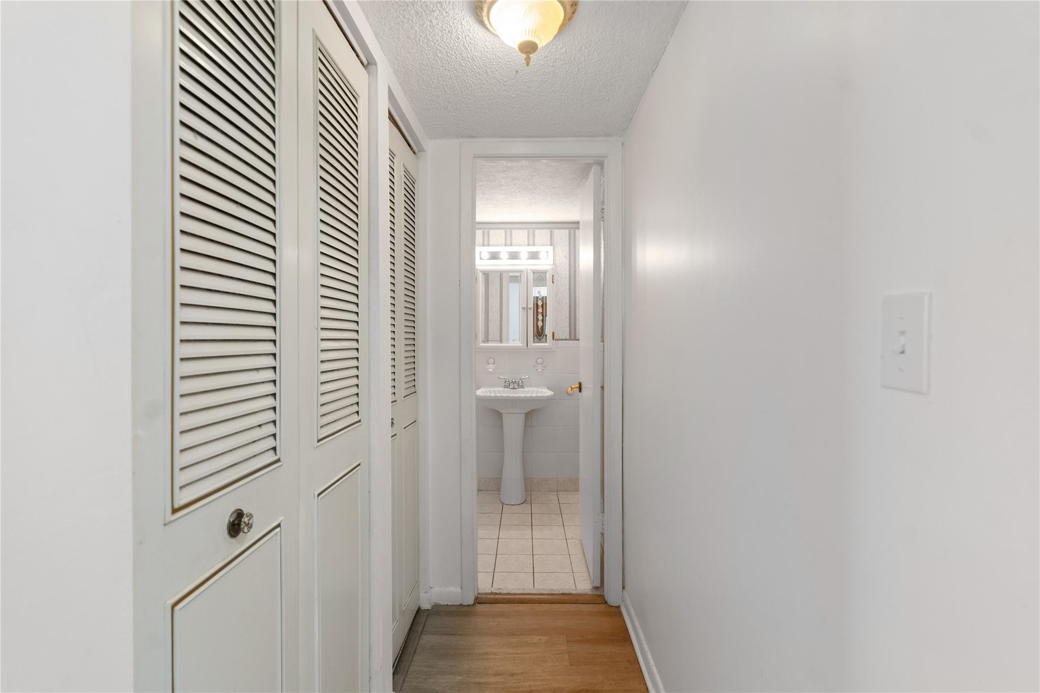 Dixiana Condo - Residential