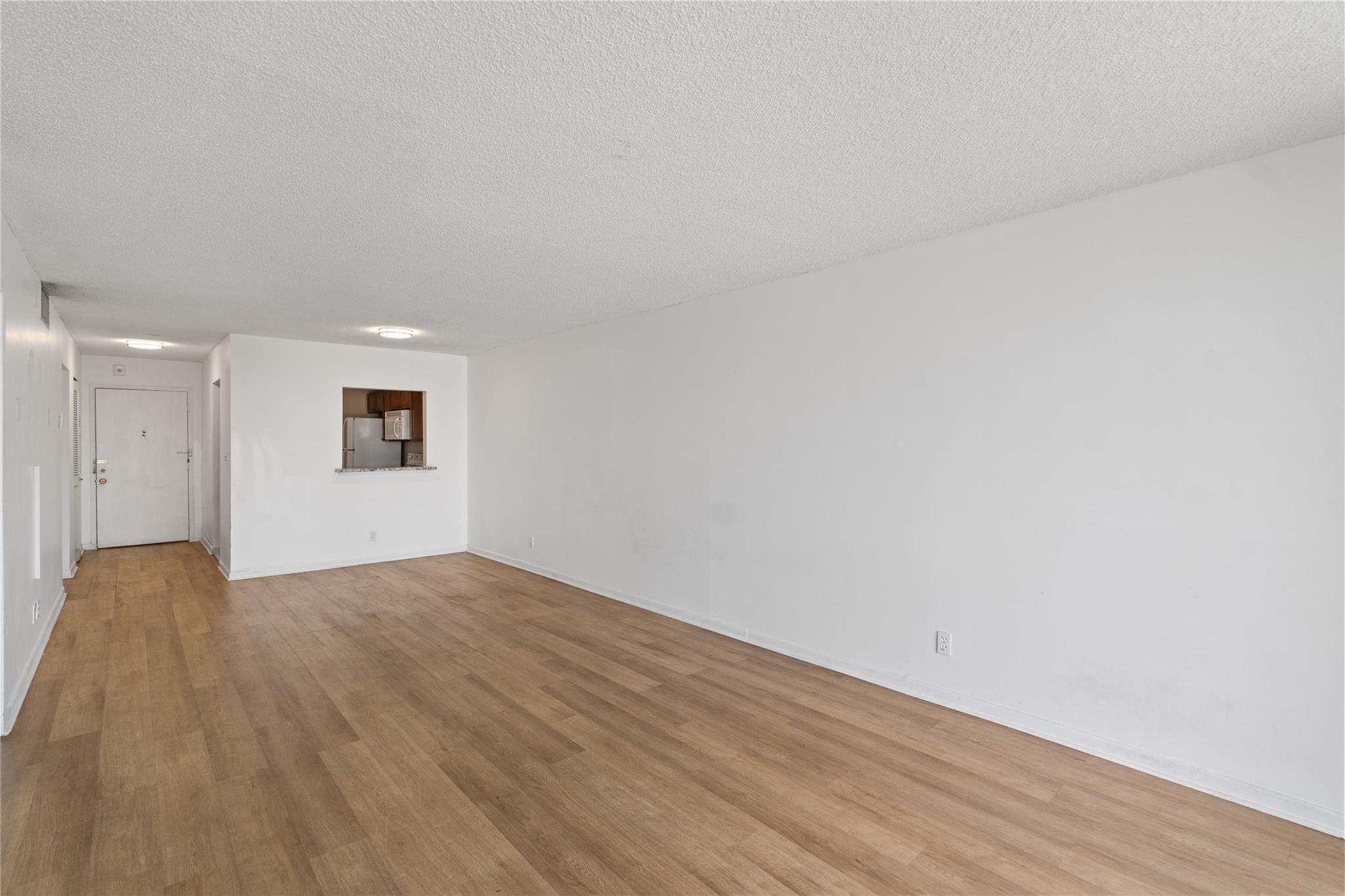 Dixiana Condo - Residential