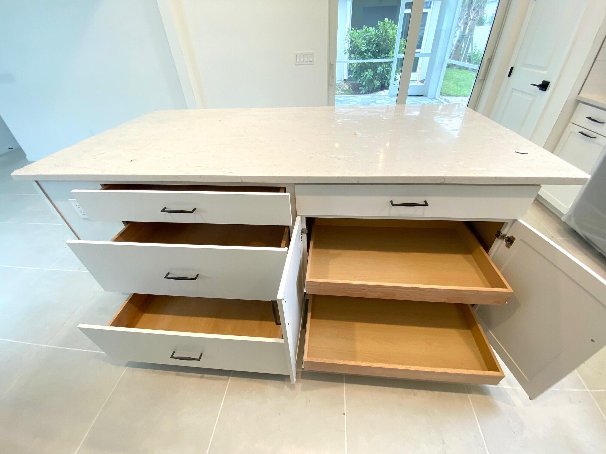 COSTA POINTE - Residential