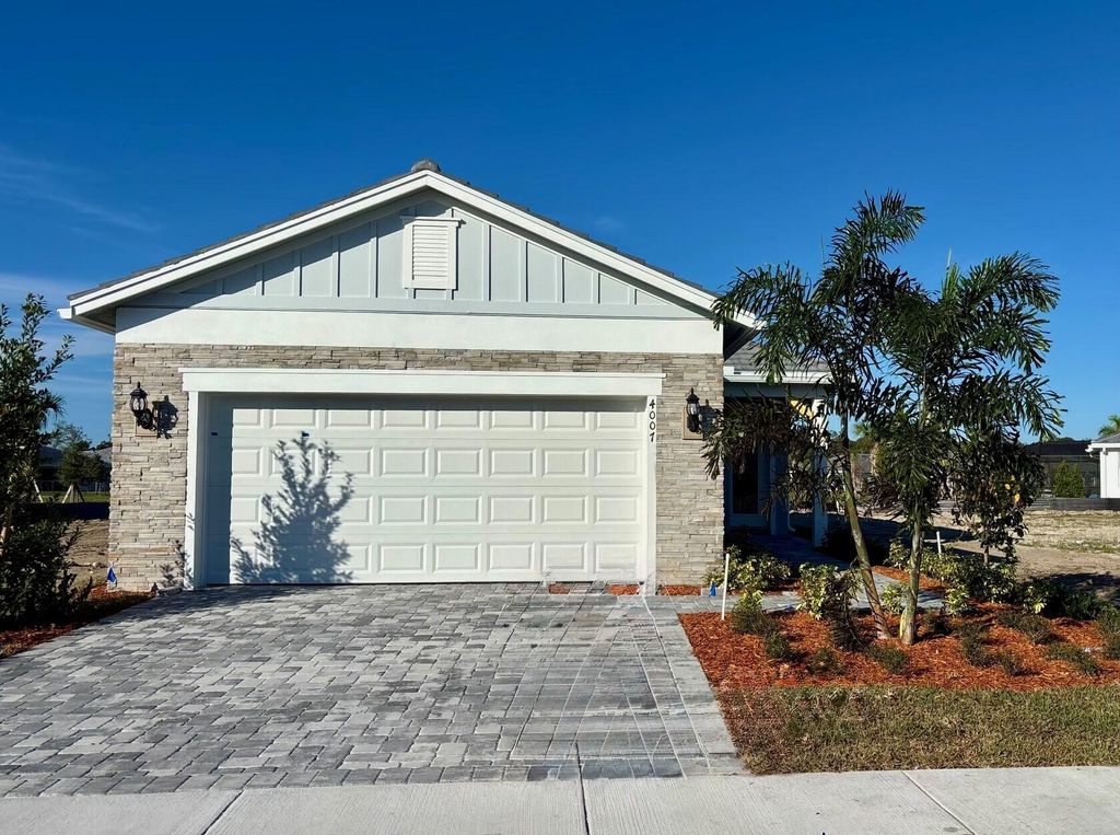 Photo of 4007 Russell Court #Compass 137, Vero Beach, FL 32960 (MLS # R11149715)