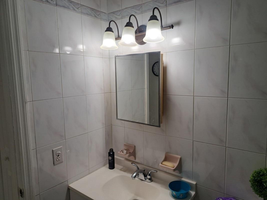 36TH ST LAWNS - Residential Lease