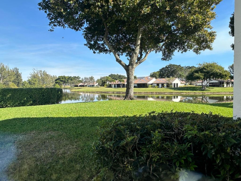 Photo of 5819 Parkwalk Drive, Boynton Beach, FL 33472 (MLS # R11151057)