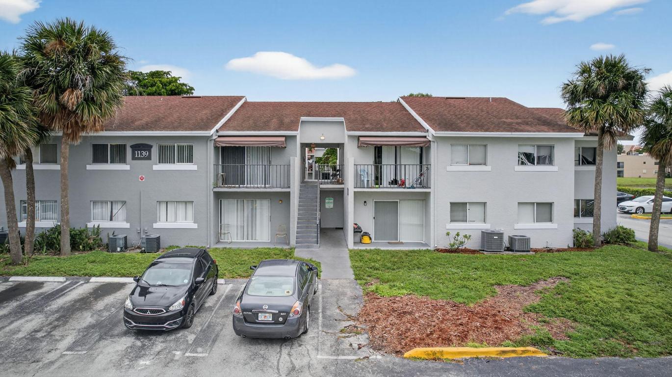 ST ANDREWS PALM BEACH CON - Residential