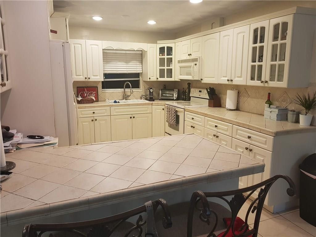 Photo of 2210 Taylor Street #207, Hollywood, FL 33020 (MLS # F10554371)