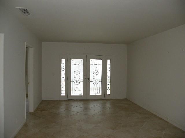 COLONIAL RIDGE - Residential