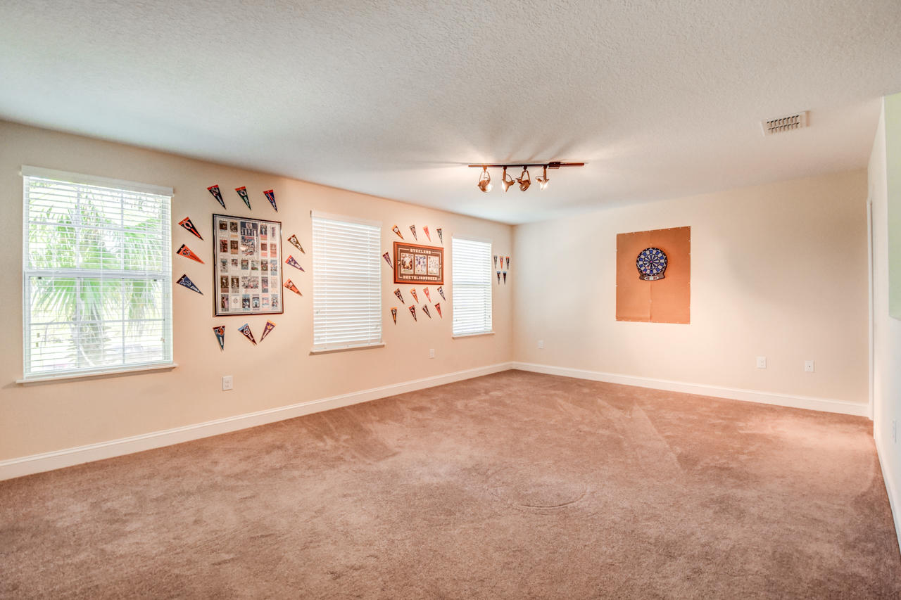 WINTER LAKES - Residential