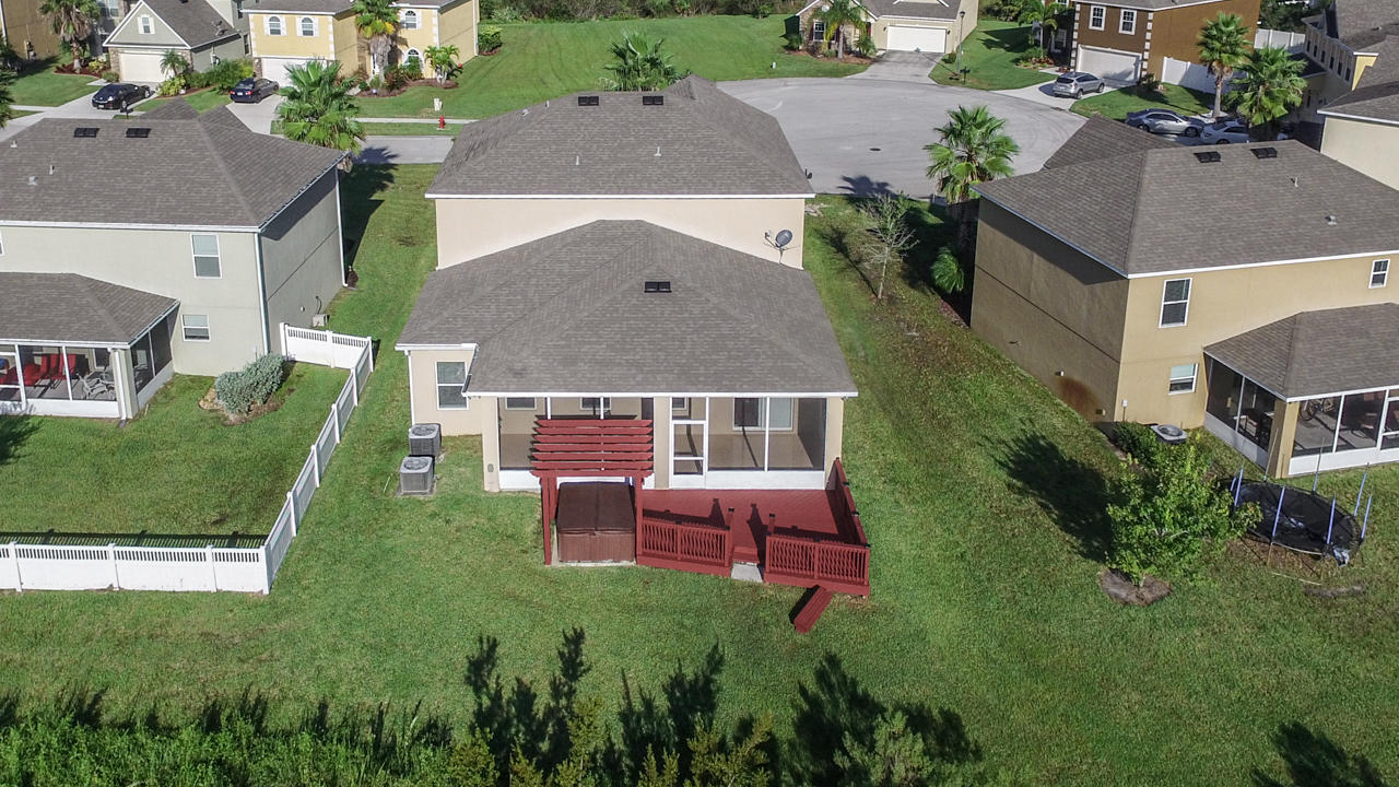 WINTER LAKES - Residential