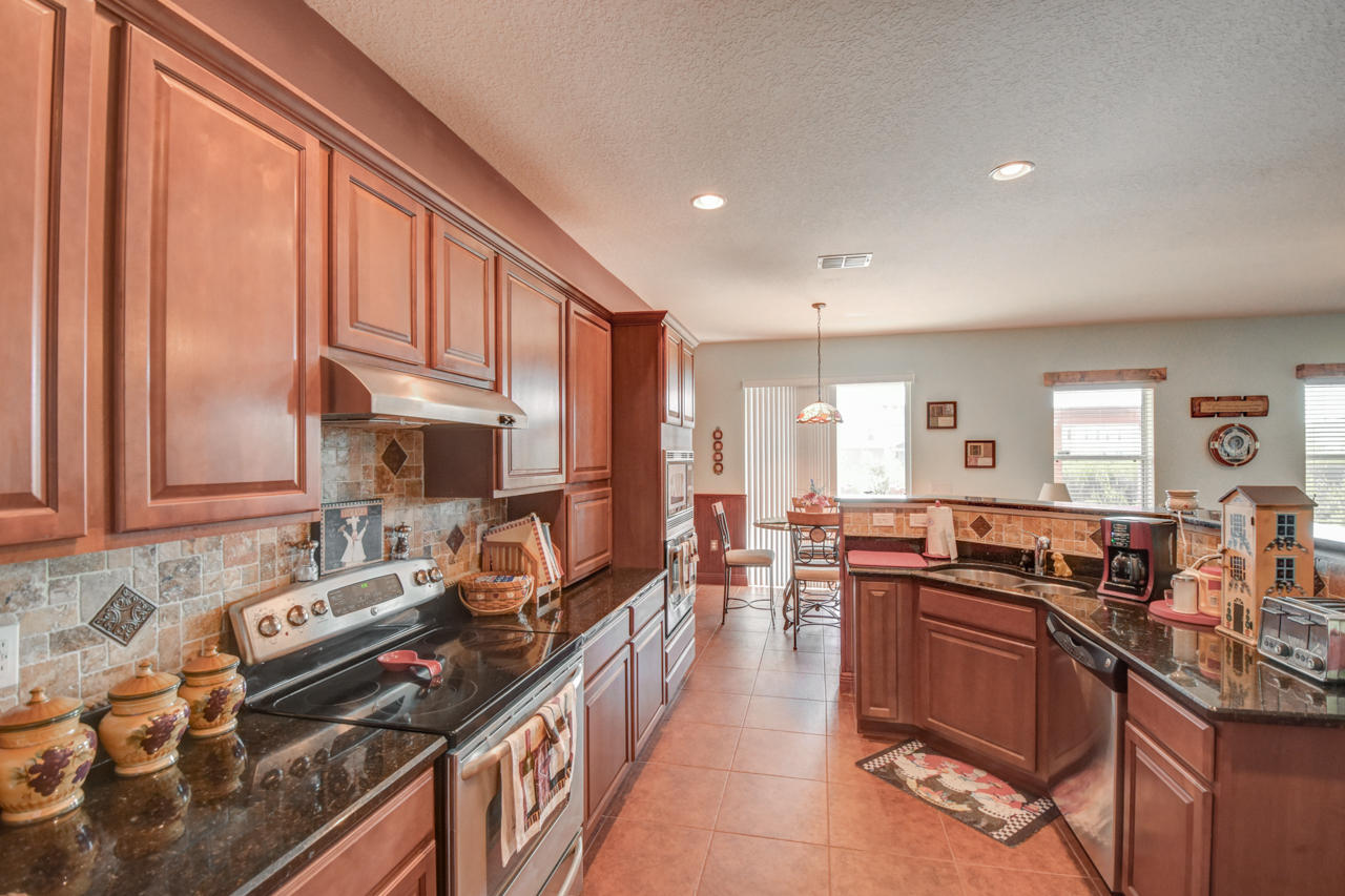 WINTER LAKES - Residential