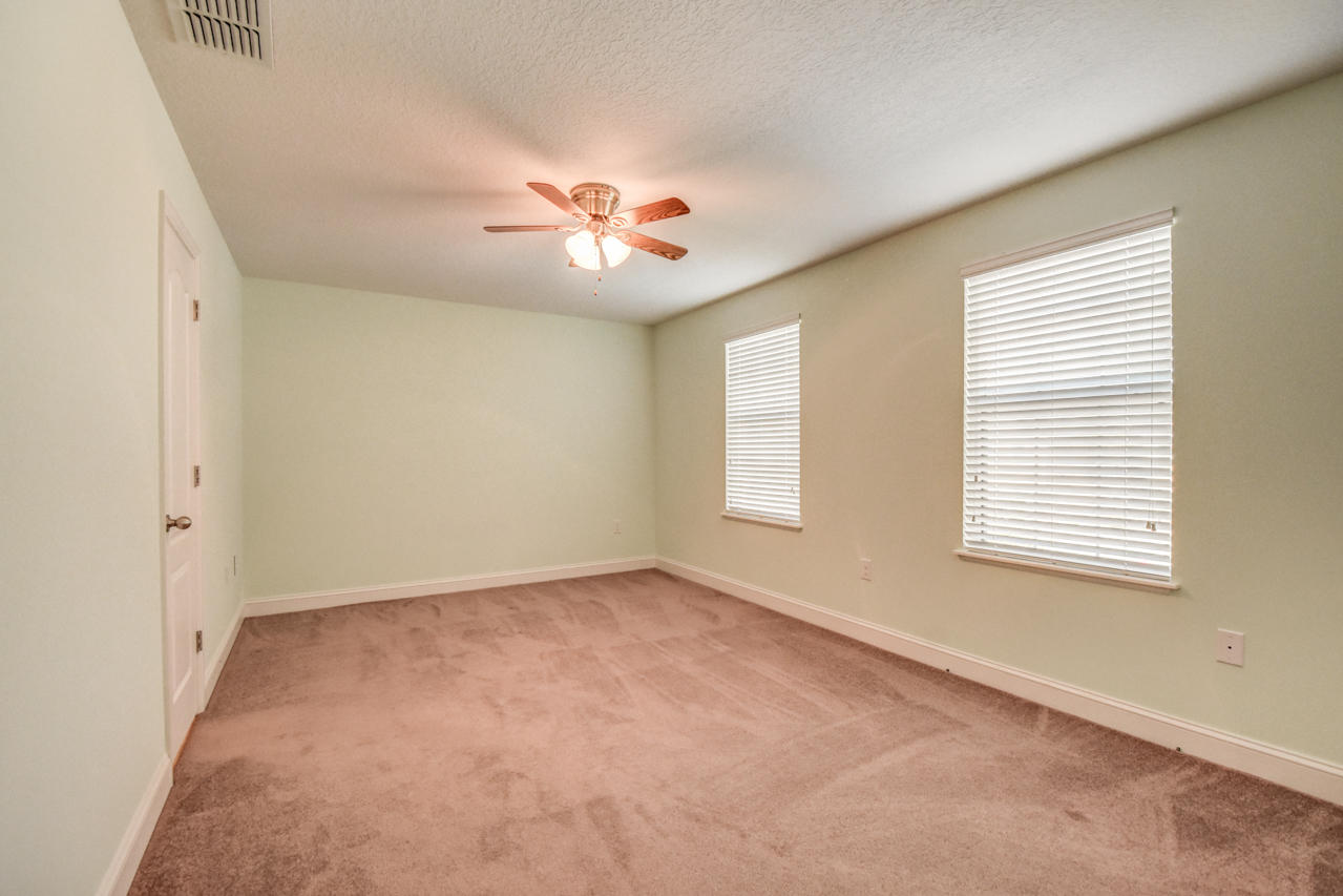 WINTER LAKES - Residential