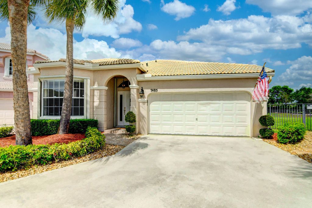 Photo of 7485 Ridgefield Lane Ln, Lake Worth Beach, FL 33467 (MLS # R10794966)