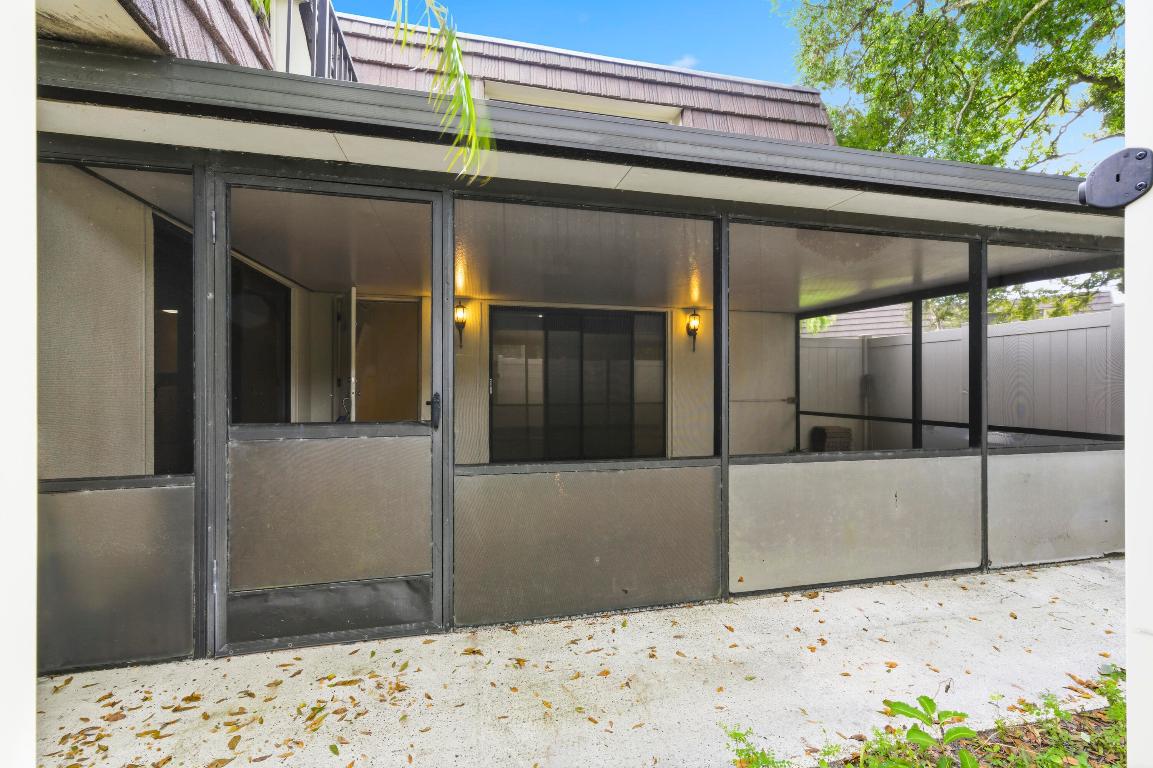 HERITAGE VILLAGE OF P B LAKES - Residential