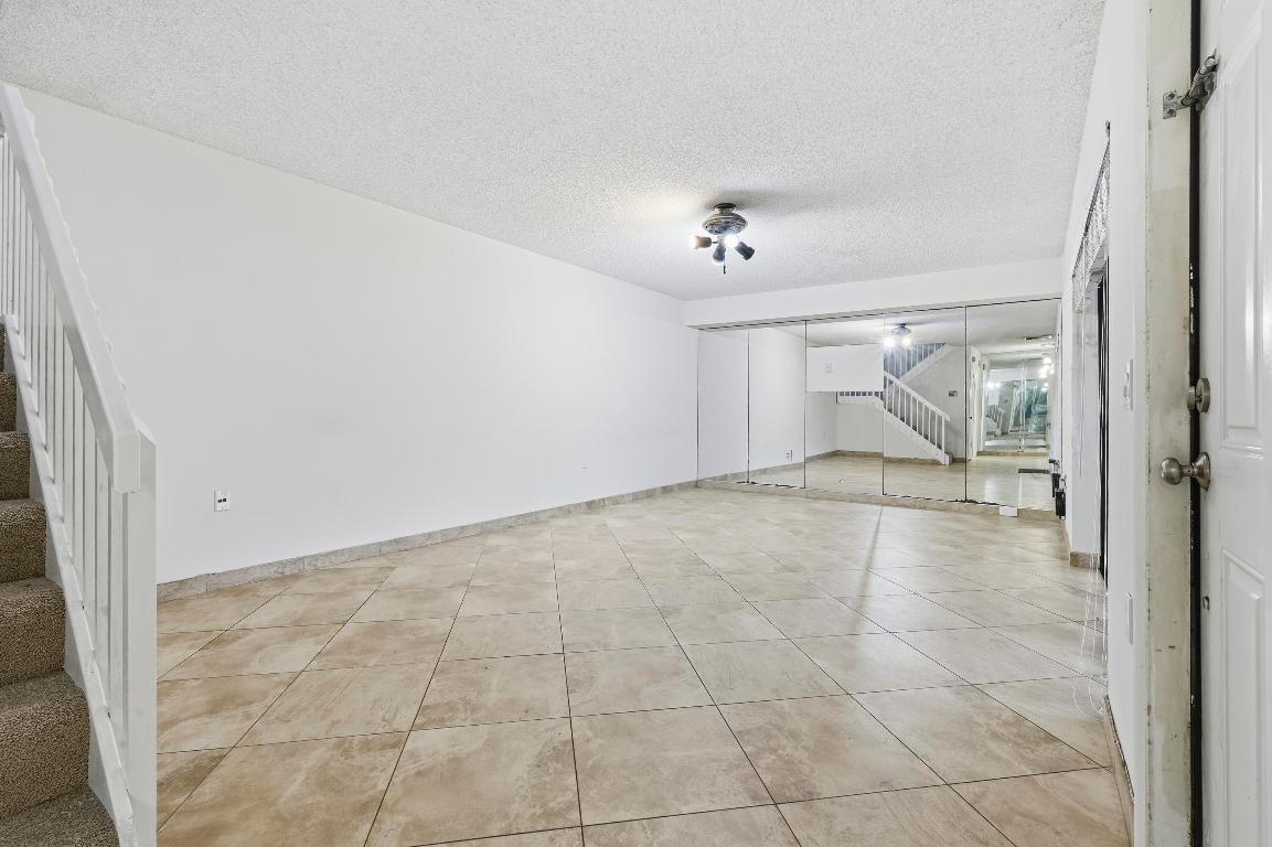 HERITAGE VILLAGE OF P B LAKES - Residential