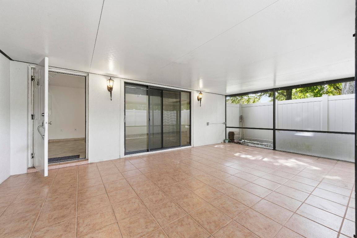 HERITAGE VILLAGE OF P B LAKES - Residential