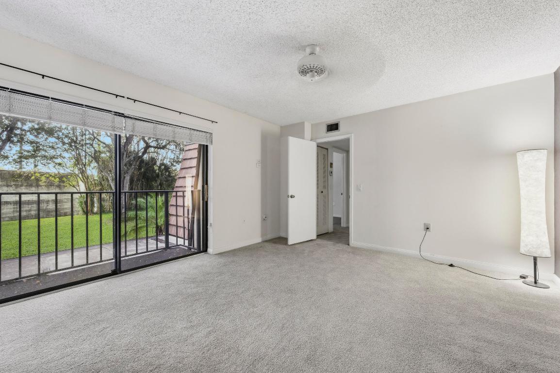 HERITAGE VILLAGE OF P B LAKES - Residential