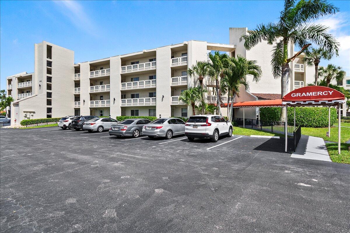 GRAMERCY AT POINCIANA CONDO - Residential