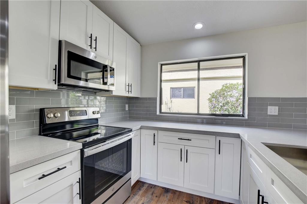 Villas Monterey At Indian - Residential